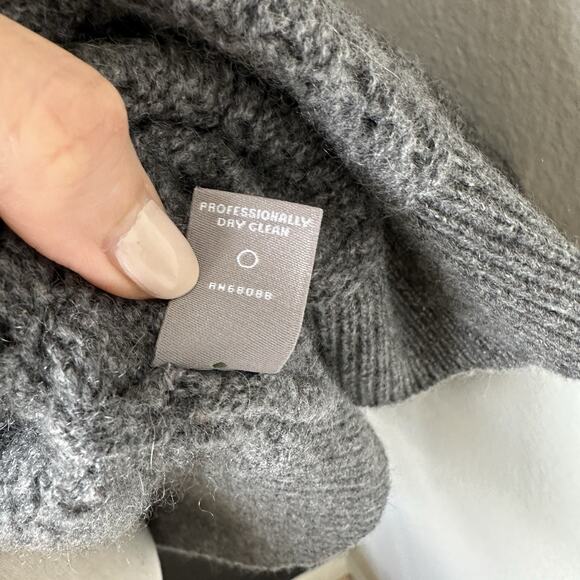 Neiman Marcus Cashmere Collection Cardigan Buckle Front Sweater - Picture 10 of 14